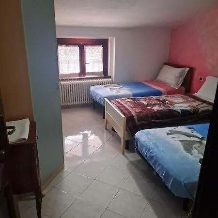 Semesterbostad La Spina 2 Poggiridenti